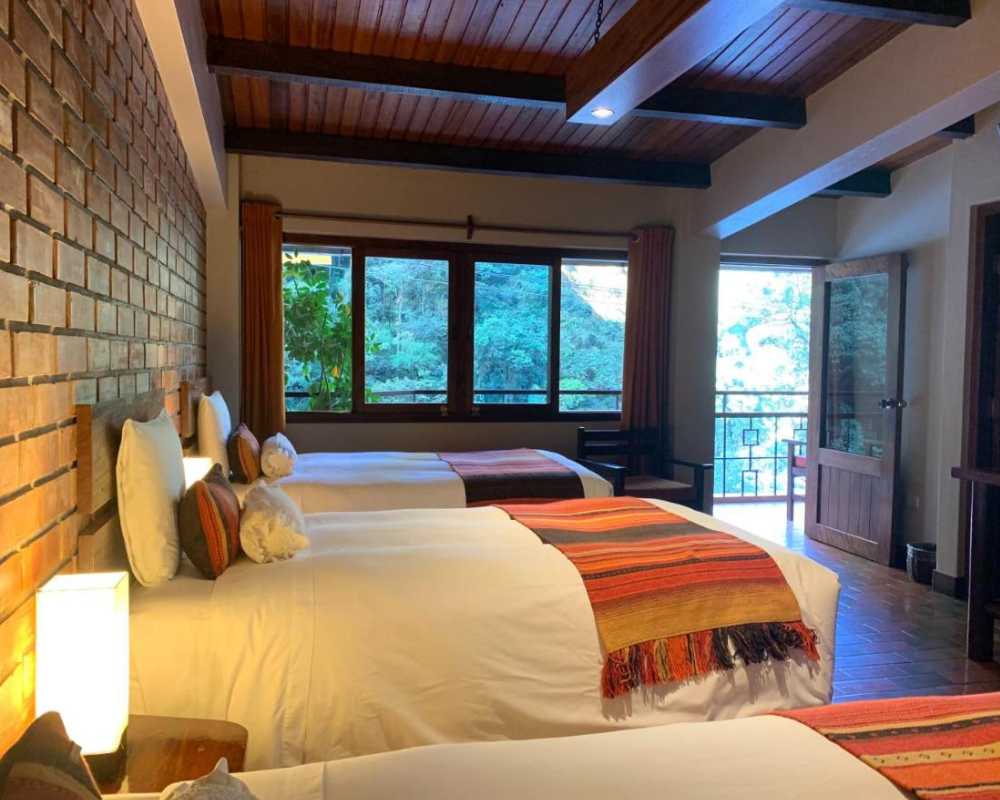 hotels in aguas calientes peru