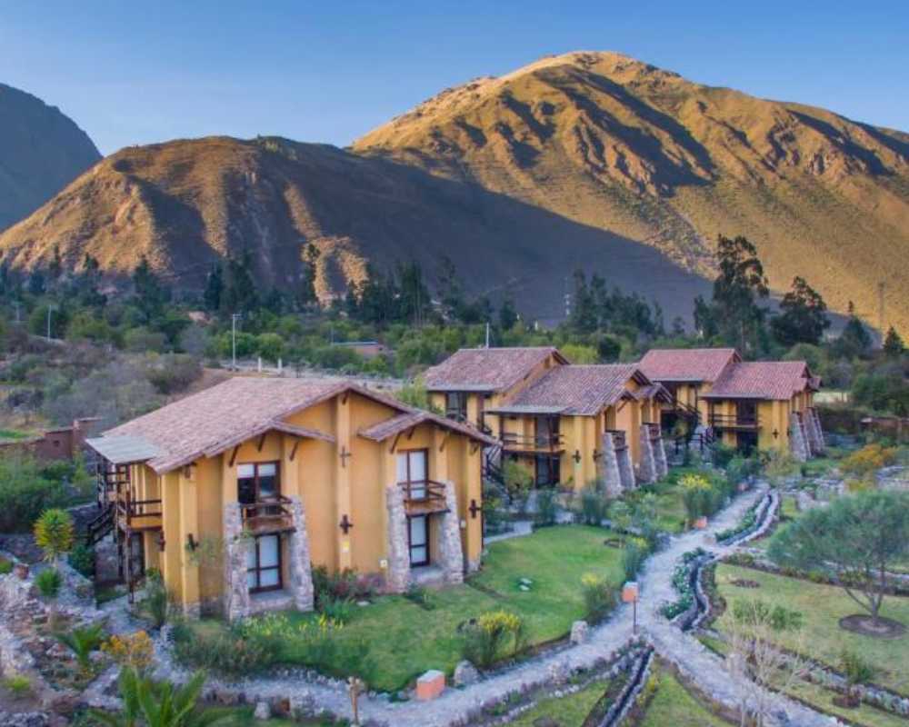 ollantaytambo ruins